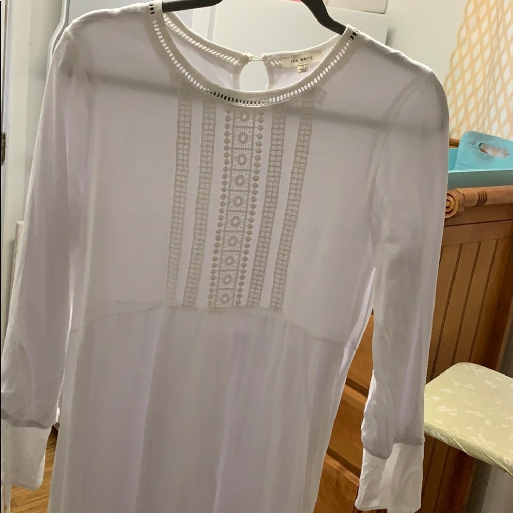 White maxi dress